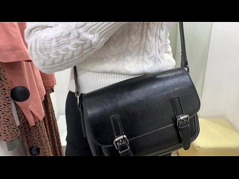 ❤️ Offentlig onani af ung kælling FeralBerry med en dildo i prøverummet ❤❌ Anal video at da.slowheat.top ❌️❤